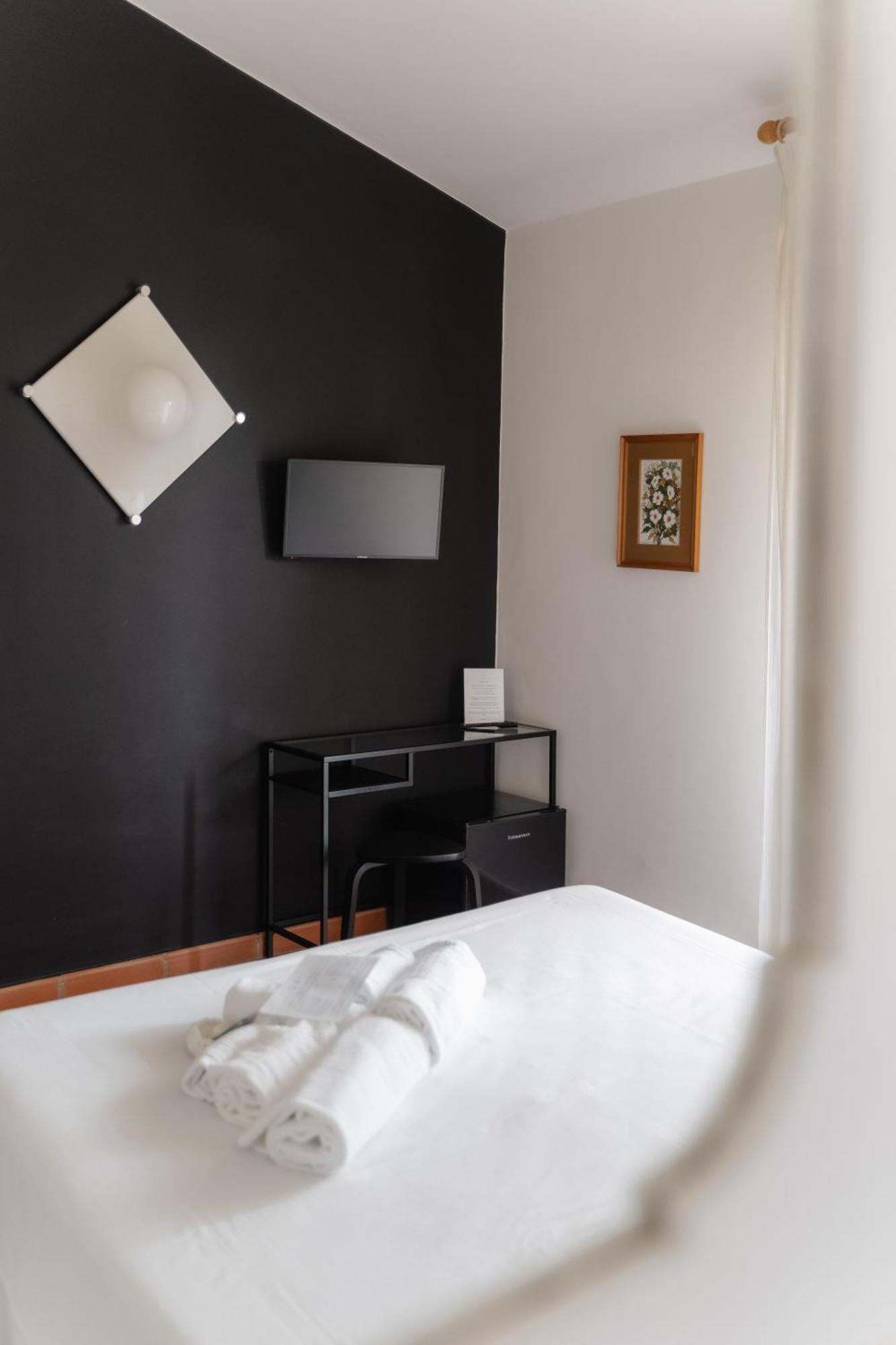 Mami Sabaudia Hotel Ngoại thất bức ảnh