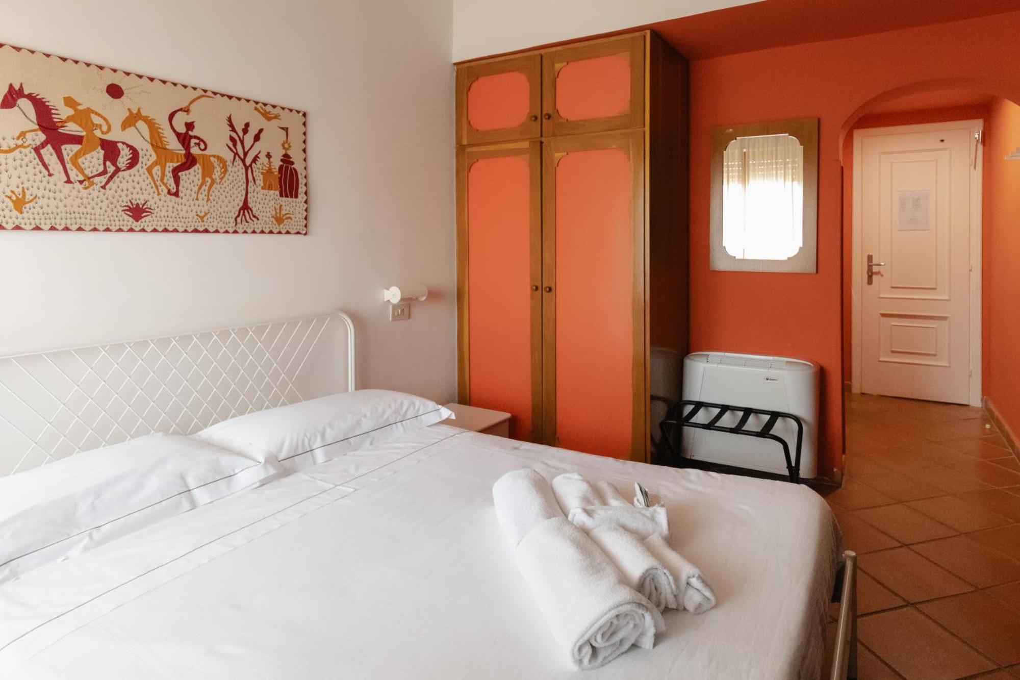 Mami Sabaudia Hotel Ngoại thất bức ảnh